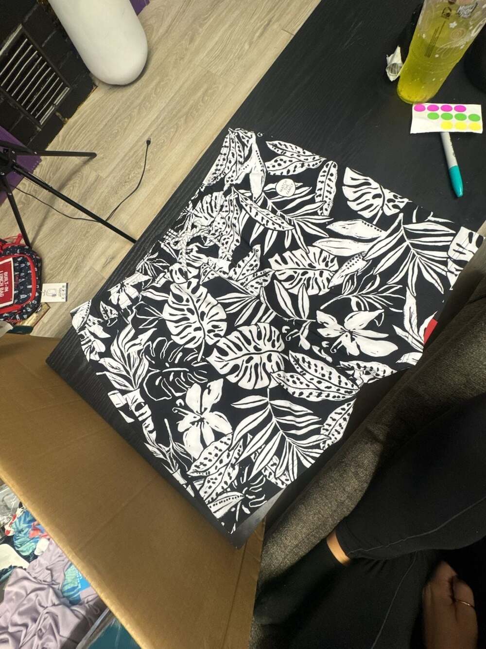 Member's Mark Swim Trunk Size XL Black White Tropical Leaf Print